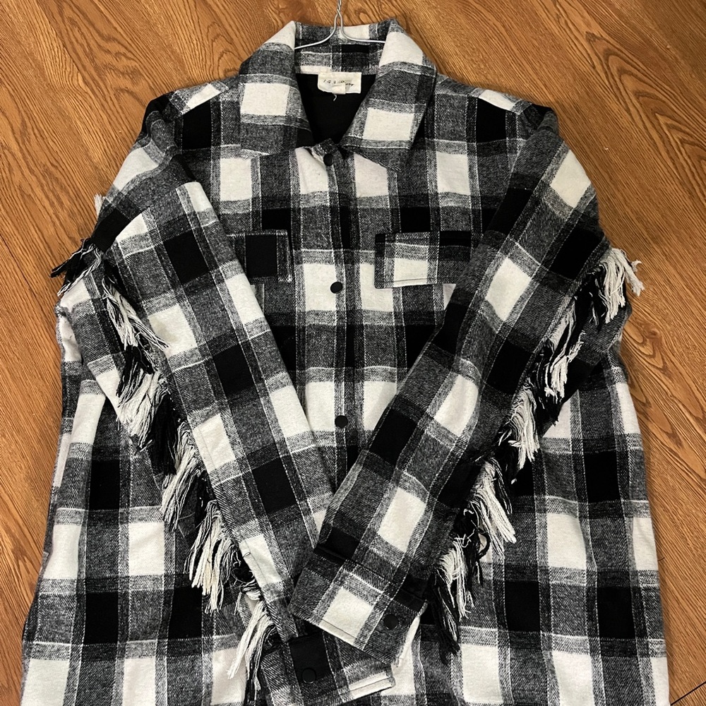 SHACKET  SIZE SMALL  100% Polyester  Like New  Worn 2 or 3 Times